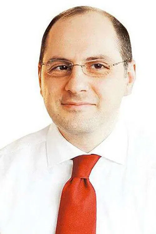 Serhat Albayrak profile