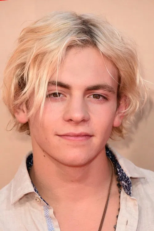 Ross Lynch profile