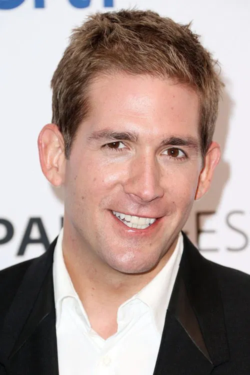 Eric Szmanda profile