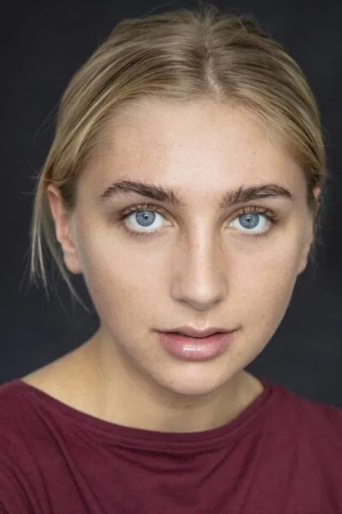 Ella Lily Hyland profile