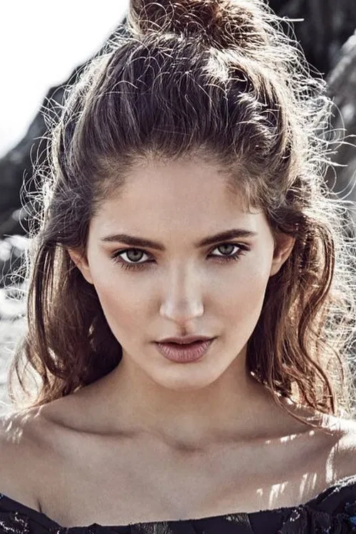 Sara Sandeva profile