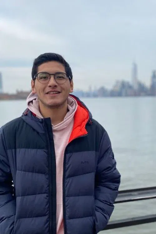 Marko Flores profile