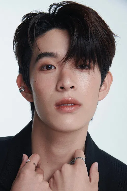 Bright Thanapon Apisuttimaitree profile