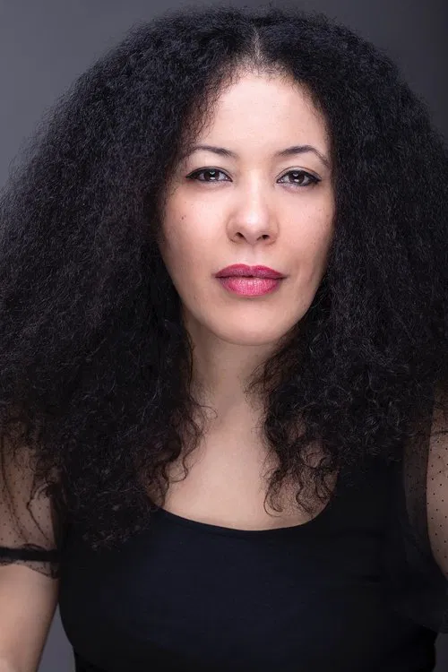 Solange Freitas profile