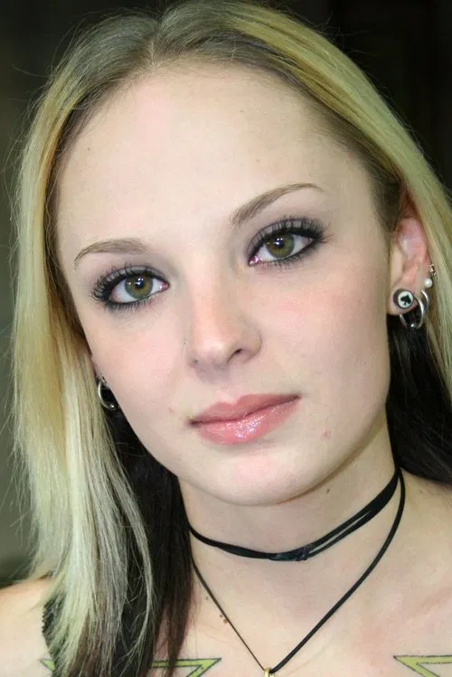 Faye Runaway profile