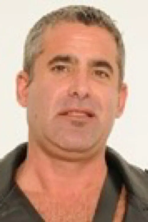 Freddie Resik profile