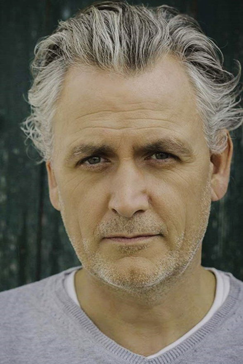 Julian Nicholson profile