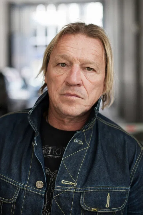 Guy Staumont profile