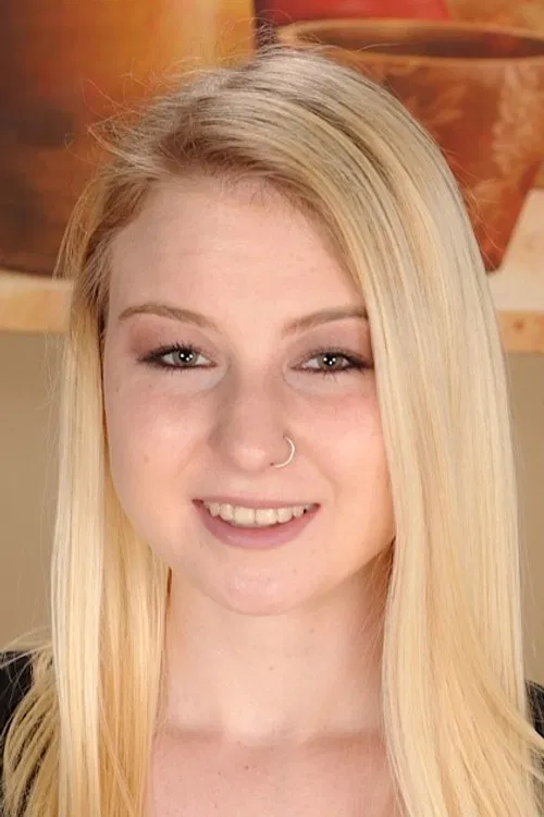 Sophie Sativa profile