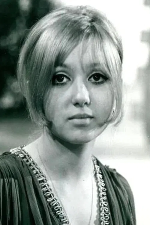 Adrienne Posta profile