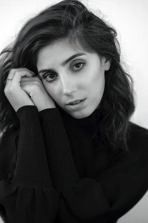 Zoe Hochbaum profile