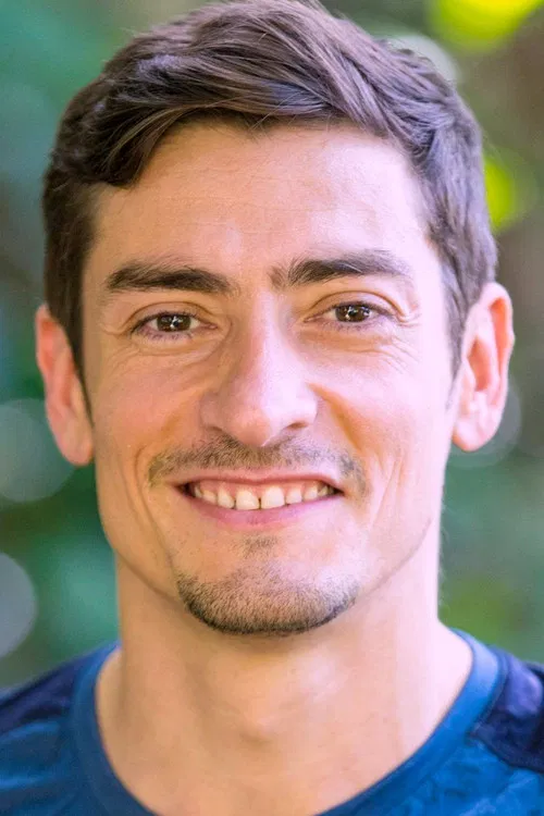 Claude Dartois profile