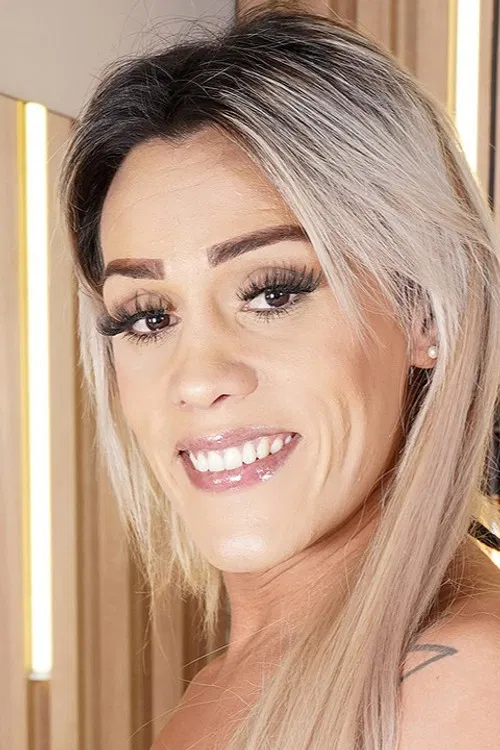 Karine Siqueira profile