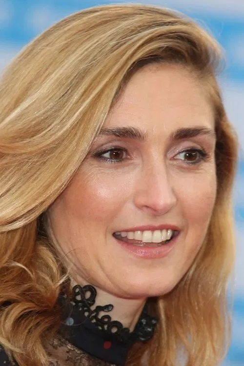 Julie Gayet profile