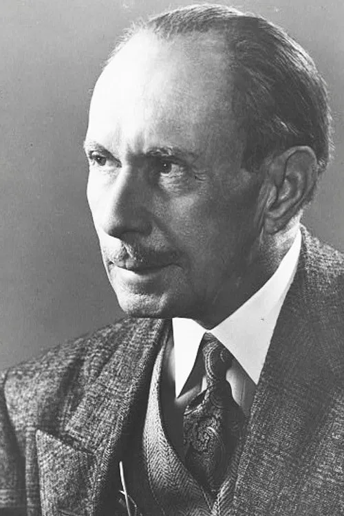 Wedgwood Nowell profile