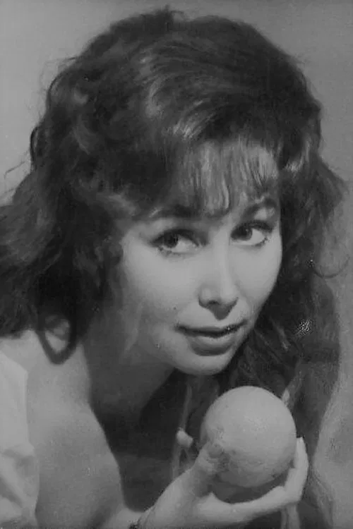 María Saavedra profile