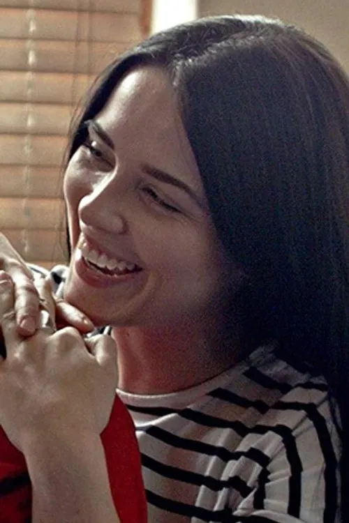 Katie Collins profile