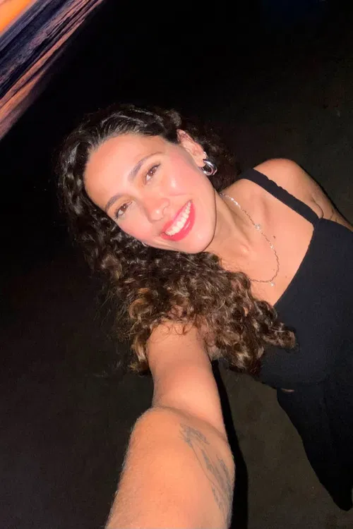 Ana Laura da Silveira profile