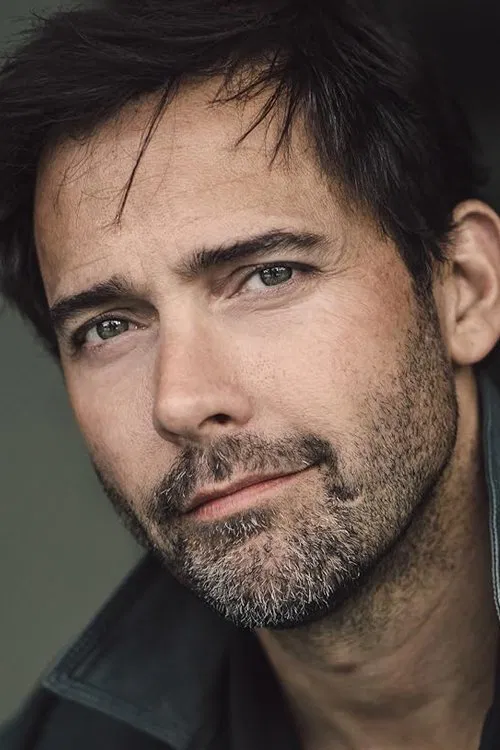 Andrew Bowen profile