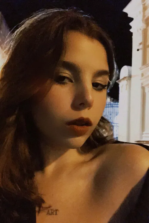 Mariana Melo profile