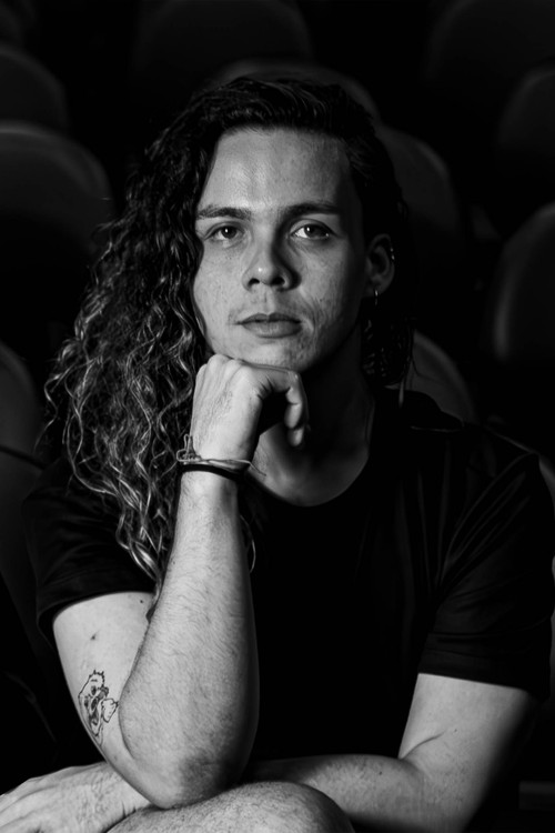 Charles Morais profile