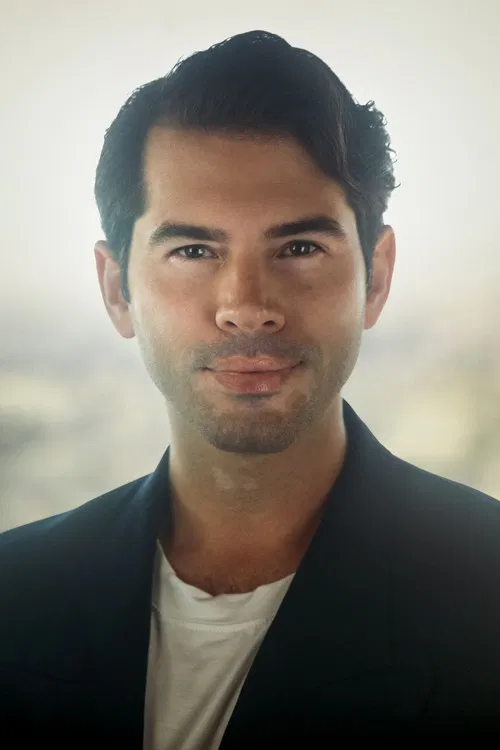 Myles Yaksich profile