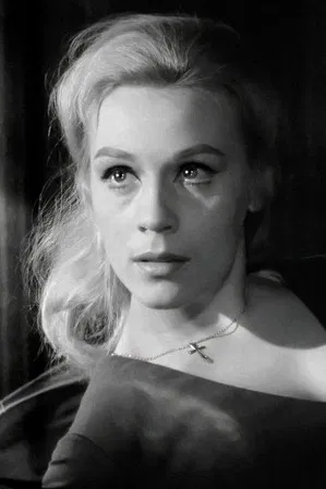 Tina Gloriani profile