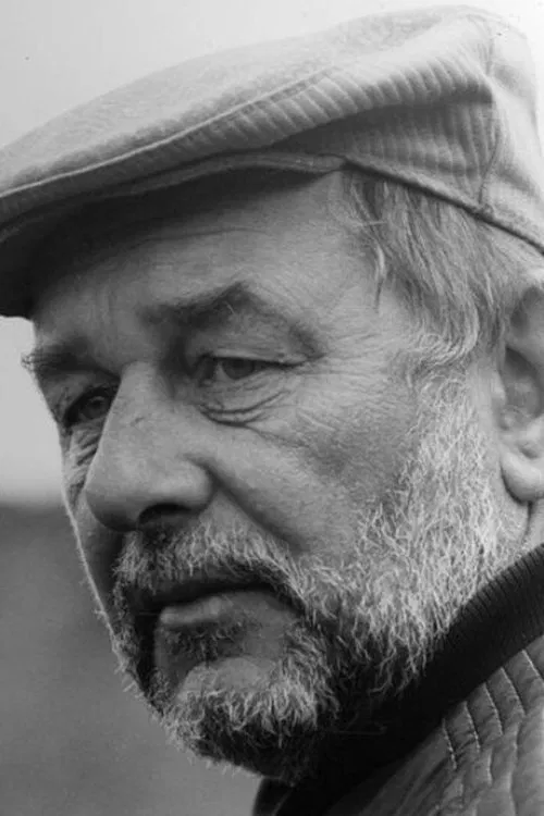 Konrad Petzold profile