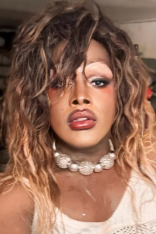 Thee Suburbia profile