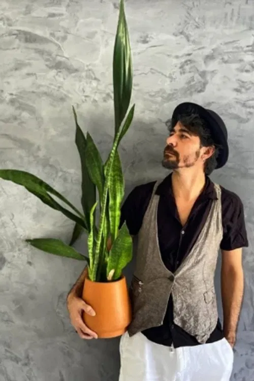 Helton Moura profile