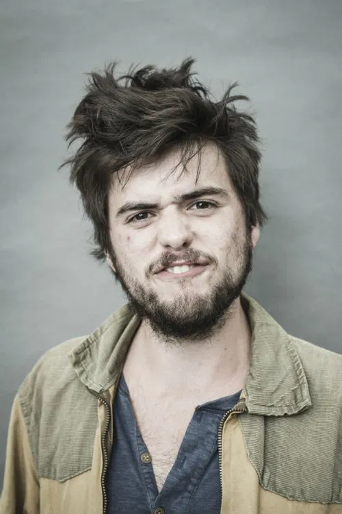 Winston Marshall profile