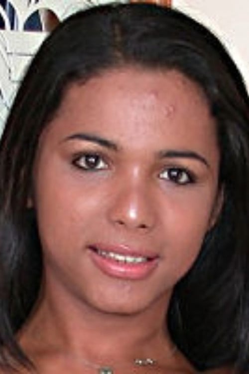 Juliana Padua profile