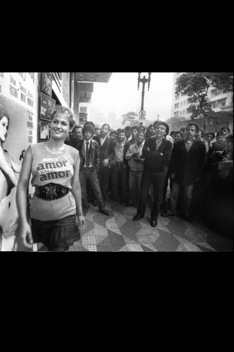 Eu, Xuxa, Estreando em Cinema poster background