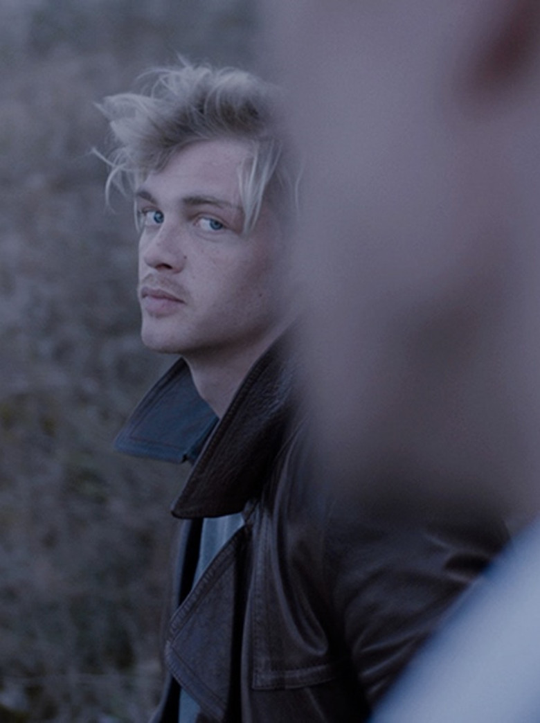 Der Treue größter Akt poster background