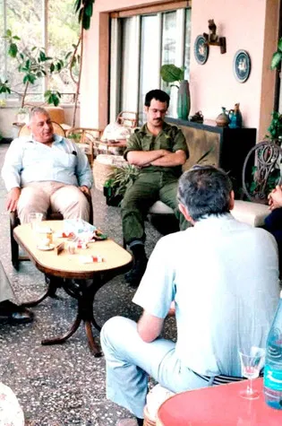 Der Mossad poster background