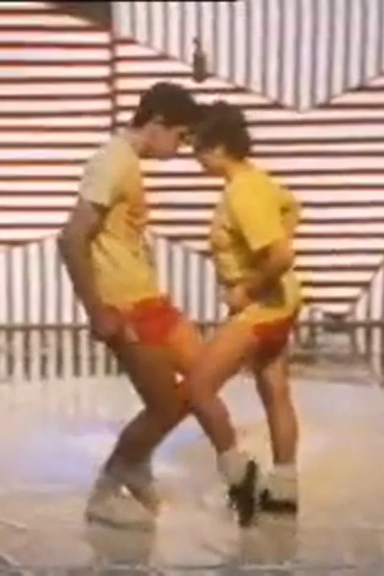 Com Um Monte de Beijos poster background