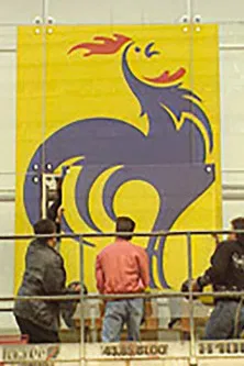 Place Clichy sans complexe poster background