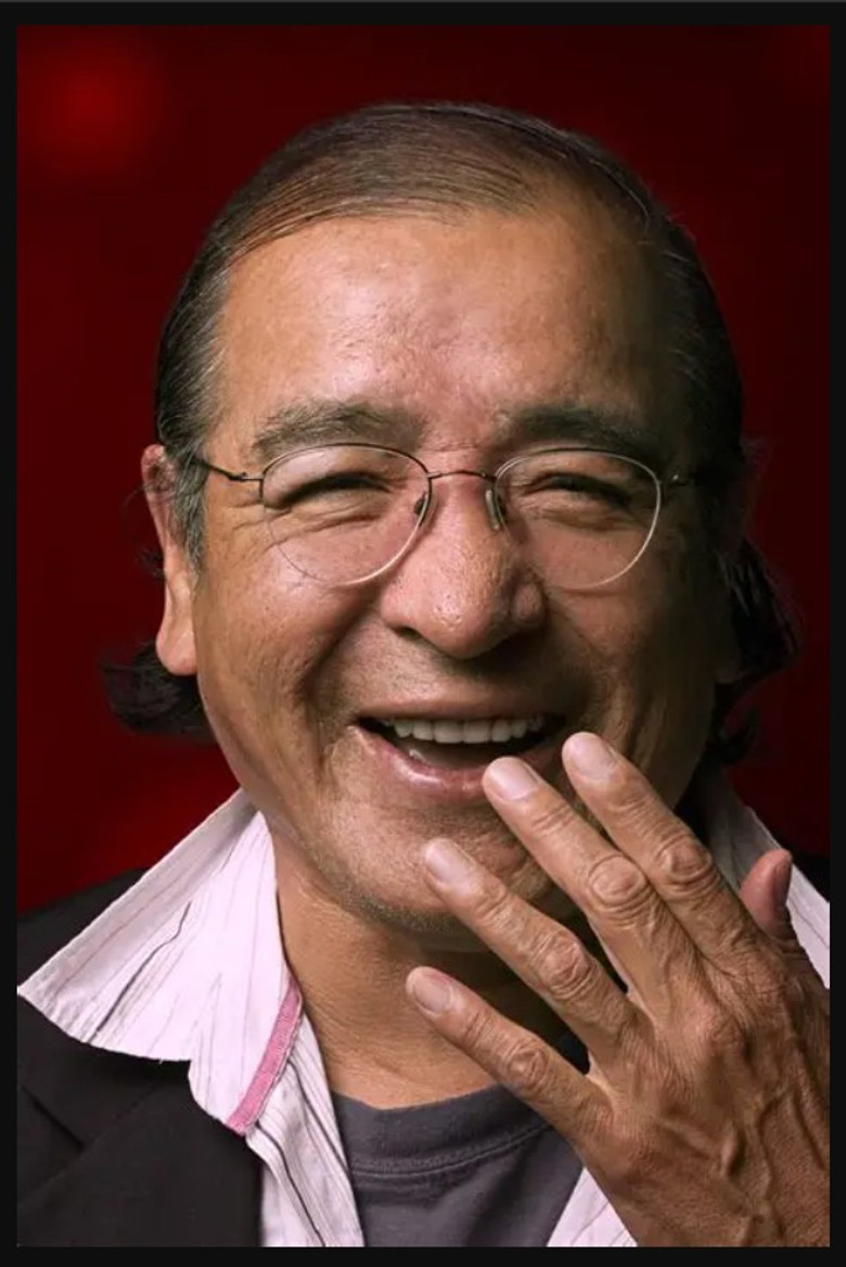 Tomson Highway: kipimâtisinaw tapâhpeyahk poster background