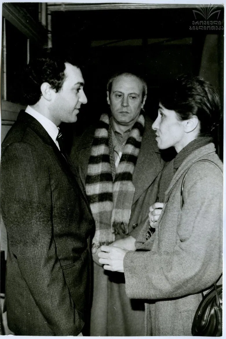 The Drawn Circle poster background