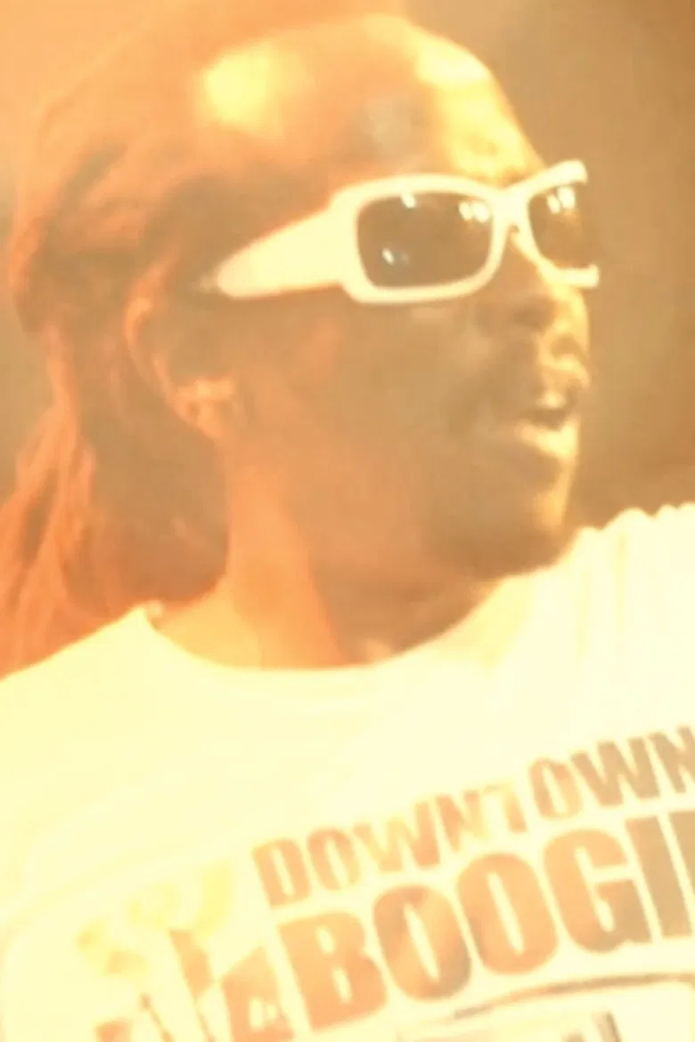 Dynamike: La Famille poster background