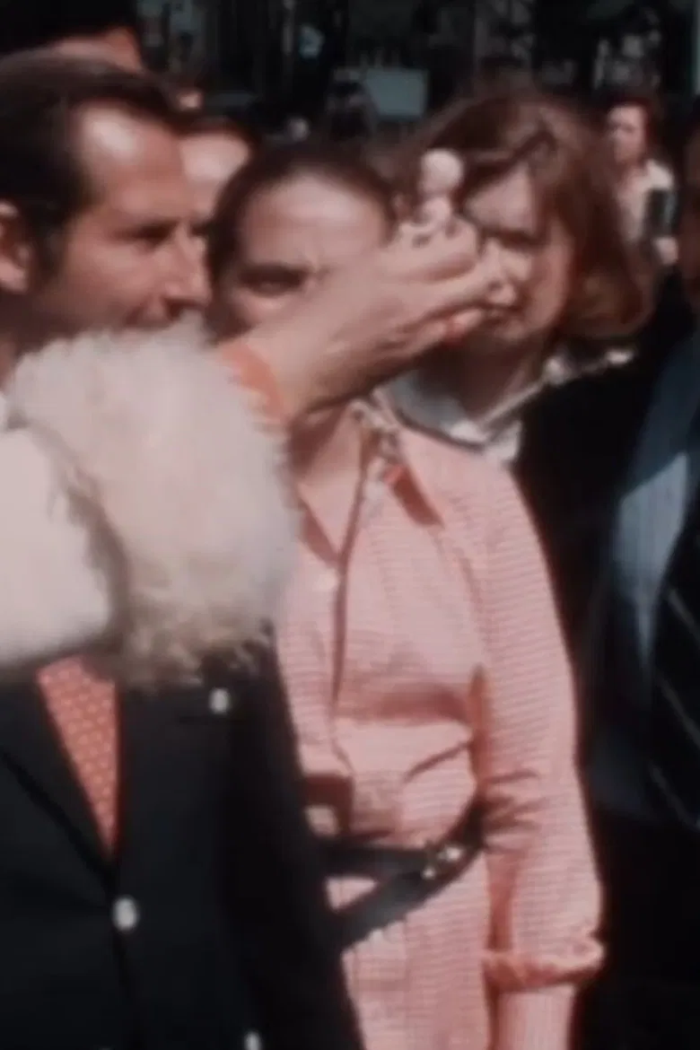 Muñecos (Have a baby) poster background