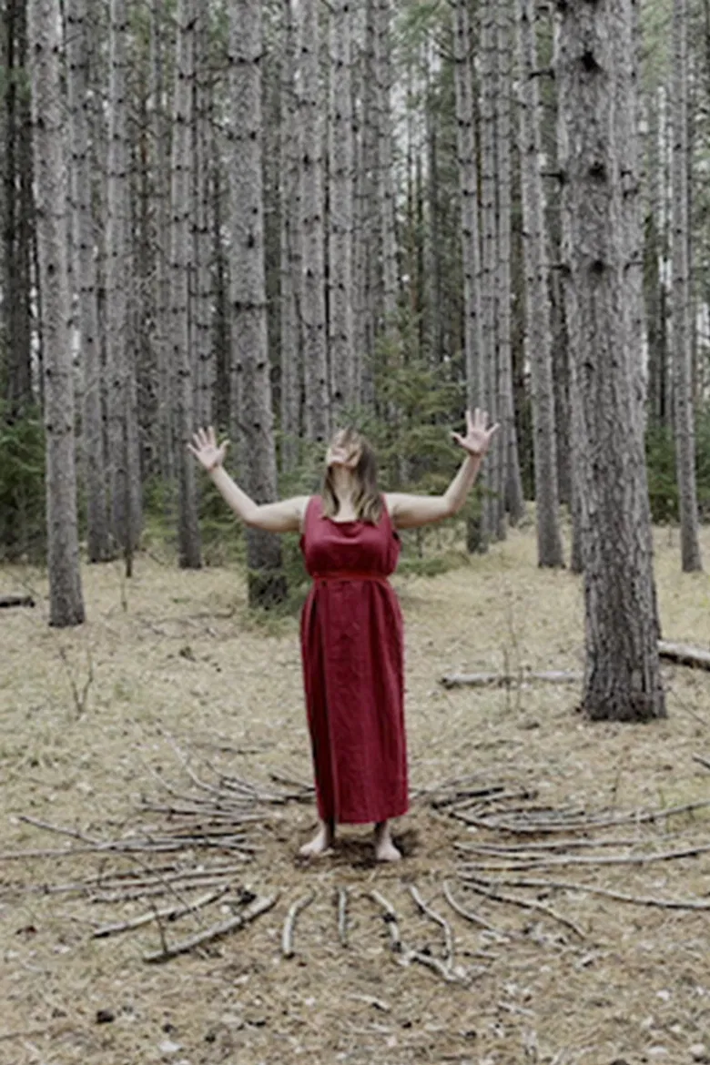 waawiyebii'ige: She Draws a Circle poster background