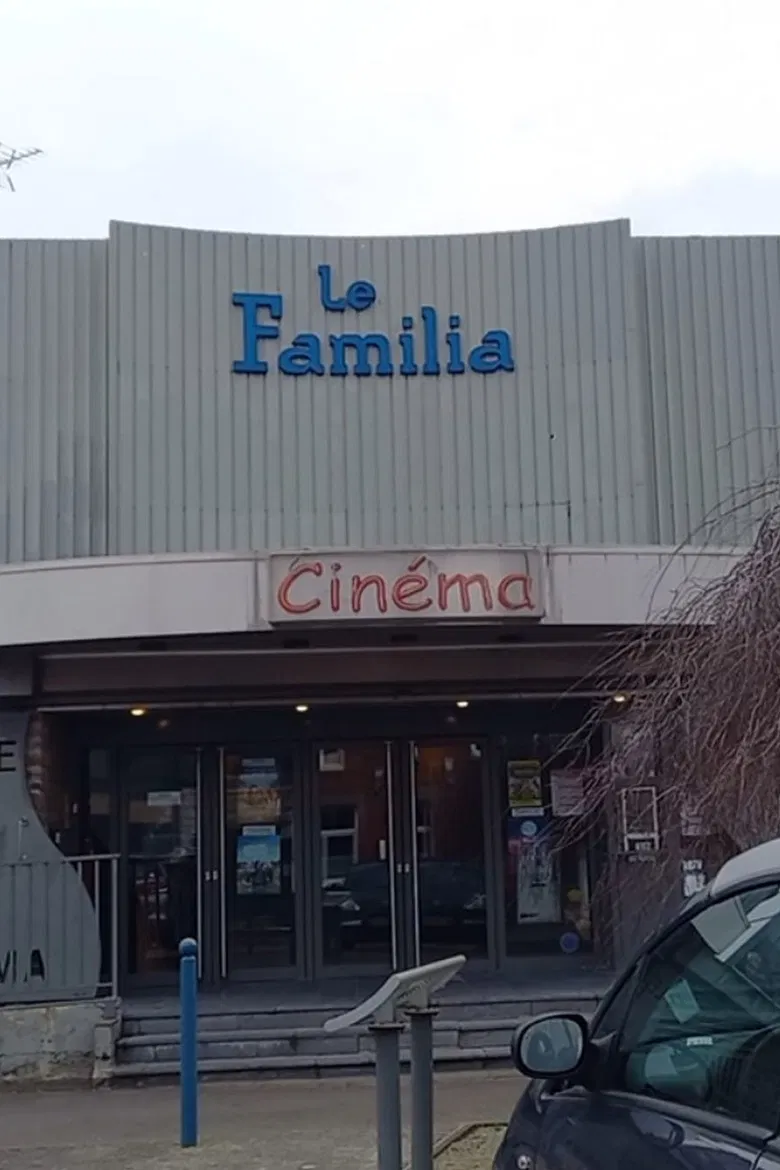 Le spectateur poster background