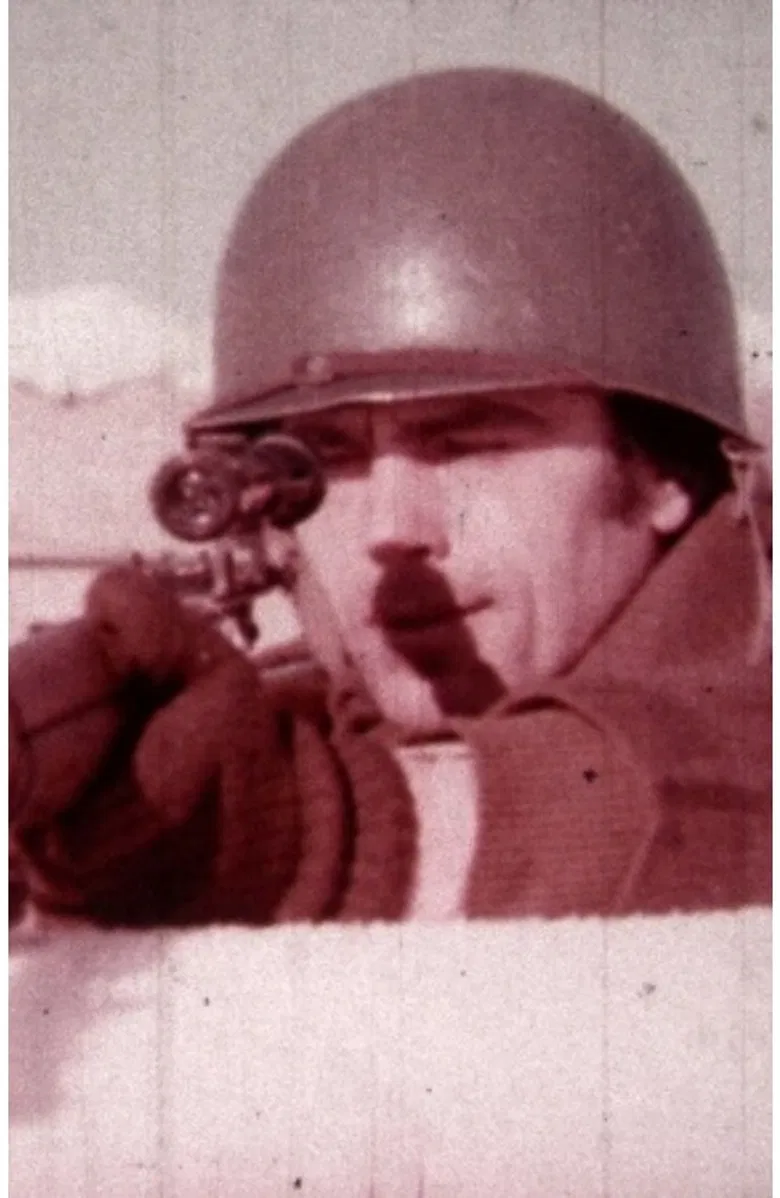 Le fusil à lunette poster background