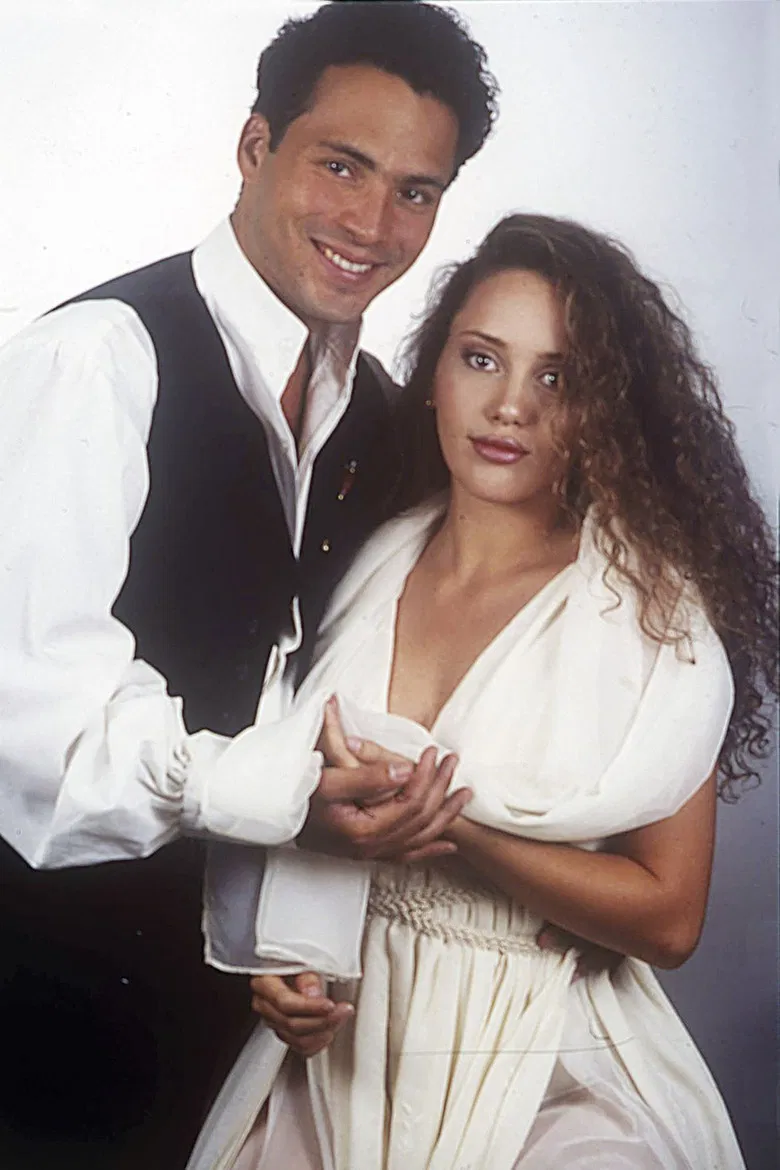 La inolvidable poster background