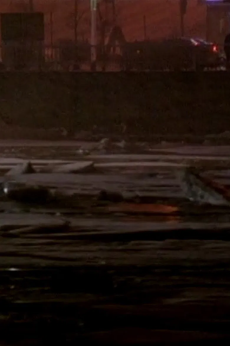 Débâcle poster background