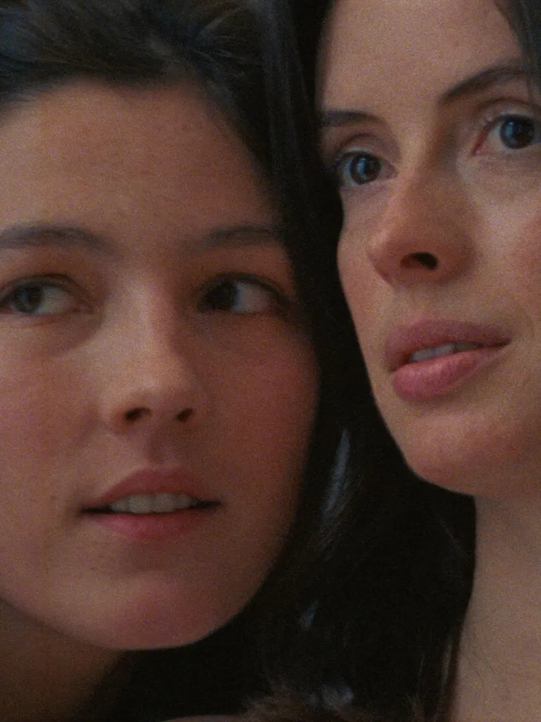 Maud et Luna poster background