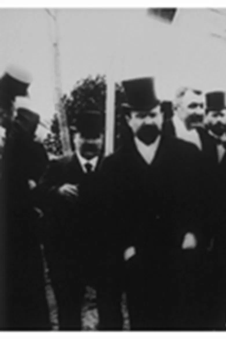 Débarquement de M. le président au Carnet poster background