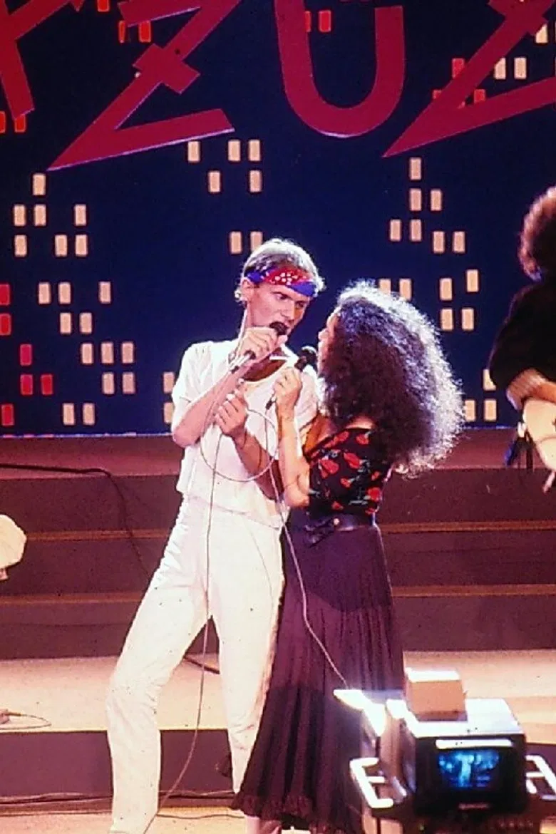 Cazuza: Uma Prova de Amor poster background