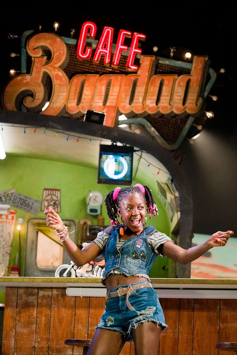 Bagdad Cafe poster background